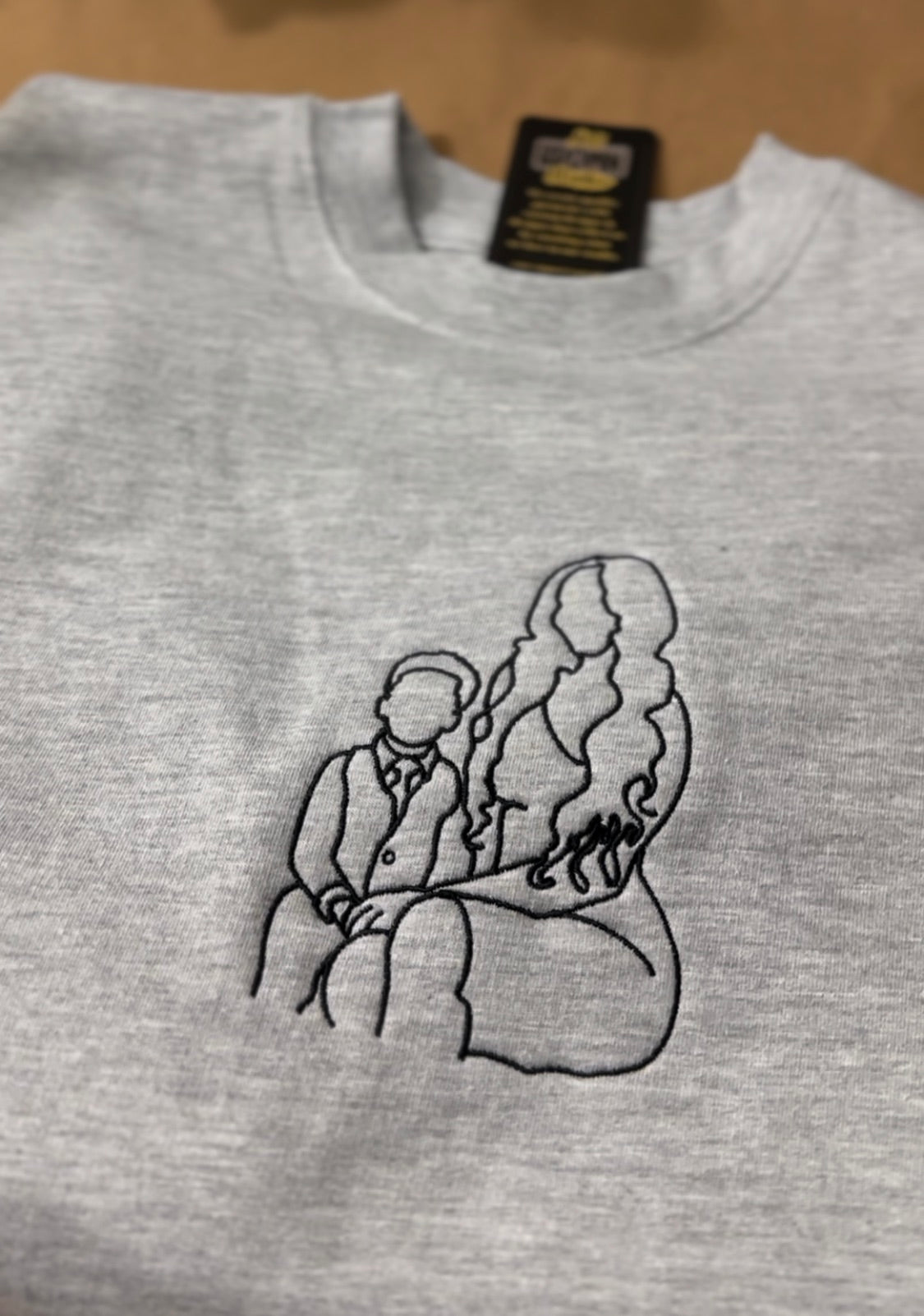 CUSTOM SWEATSHIRT PHOTO OUTLINE